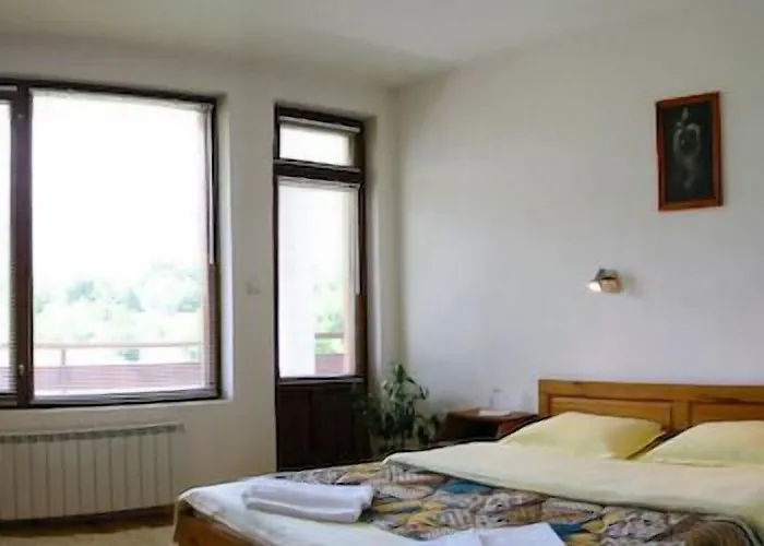 拉霍夫酒店 酒店